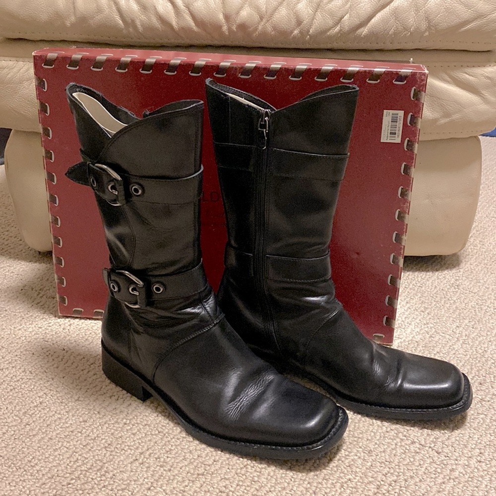 Donald J Pliner Belica Black Calf boots